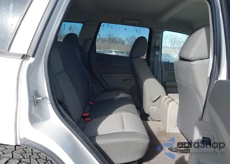 2008 Jeep Grand Cherokee Laredo z USA, uszkodzony, nr VIN 1J8GR48K28C212631